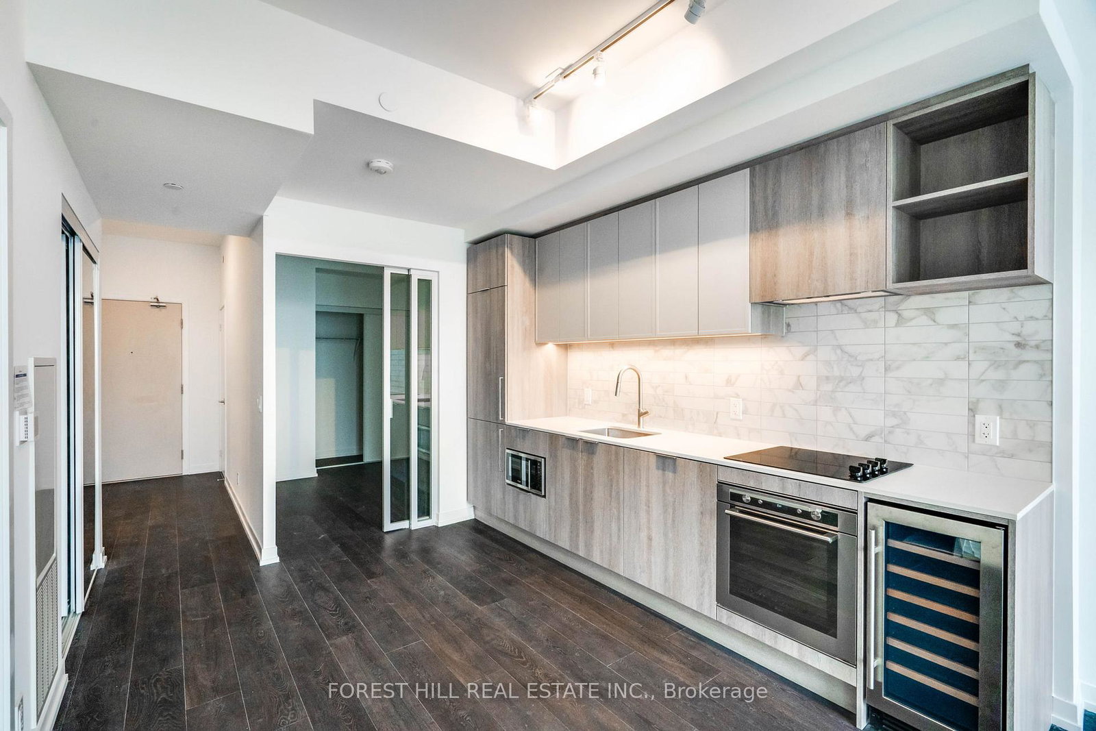 2020-bathurst-street-toronto-ontario-c12893796