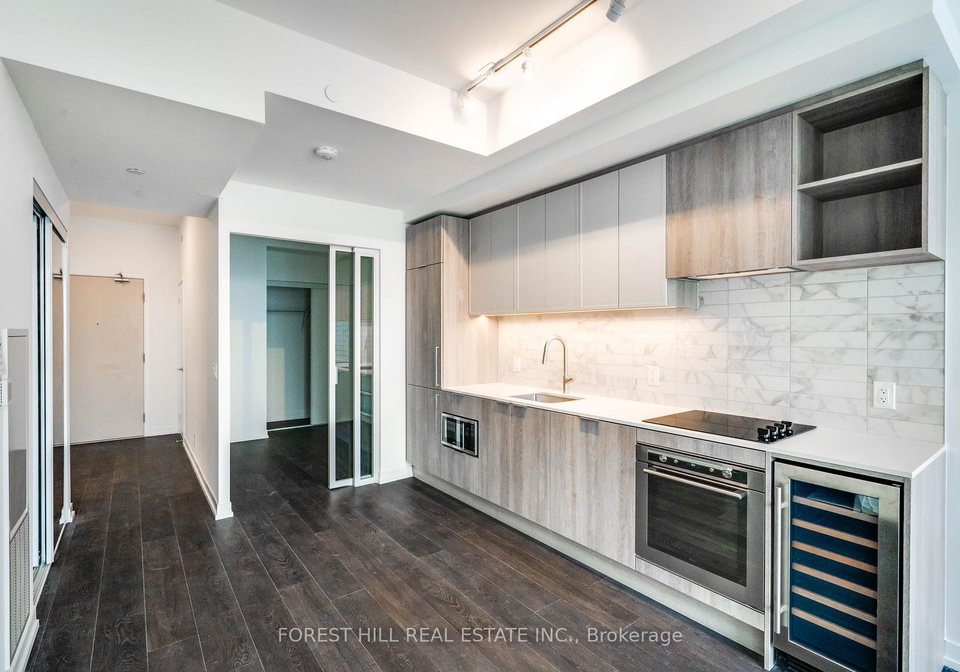 2020-bathurst-street-toronto-ontario-c12893796