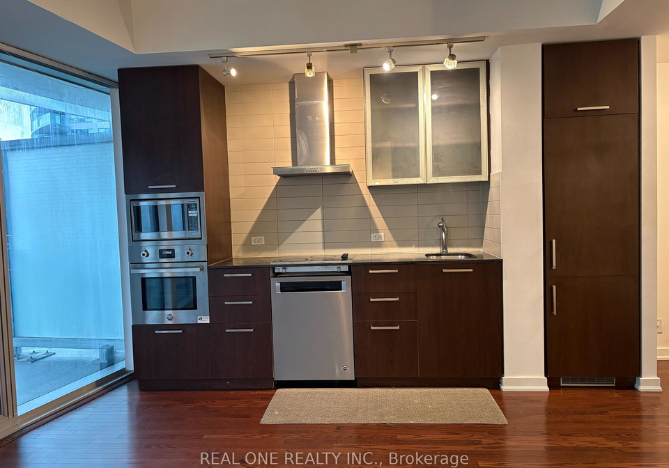 12-york-street-toronto-ontario-c12893874