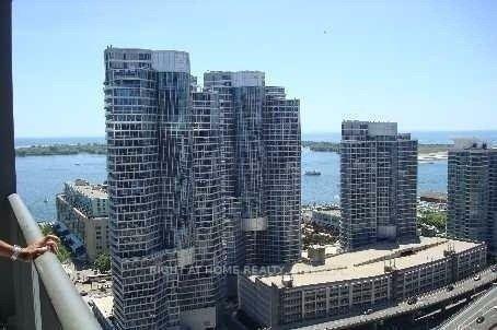55-bremner-boulevard-toronto-ontario-c12893896