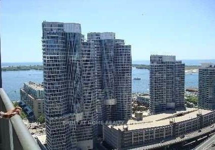 55-bremner-boulevard-toronto-ontario-c12893896