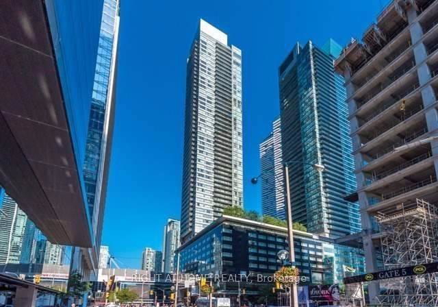 55-bremner-boulevard-toronto-ontario-c12893896