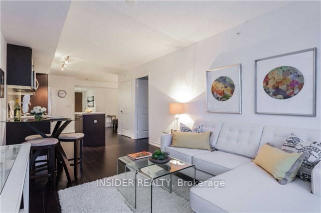 386-yonge-street-toronto-ontario-c12894022