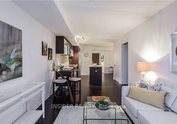 386-yonge-street-toronto-ontario-c12894022