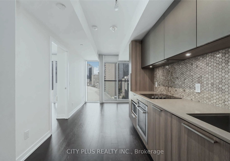 85-wood-street-s-toronto-ontario-c12894244
