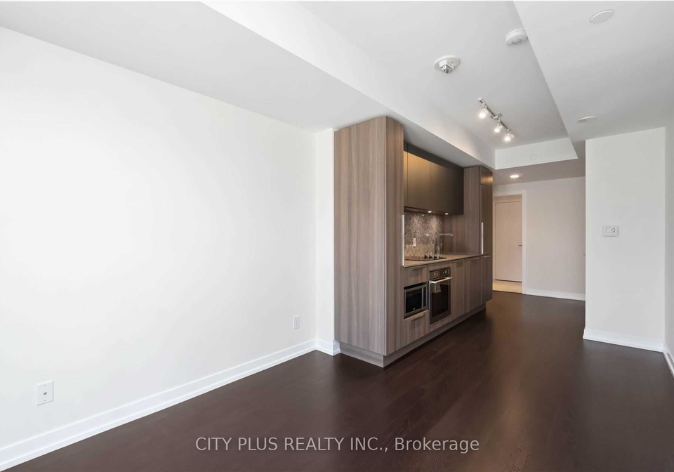 85-wood-street-s-toronto-ontario-c12894244