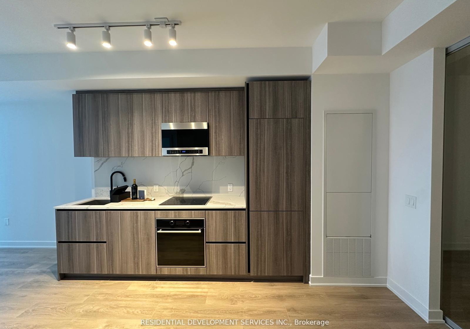 117-broadway-avenue-toronto-ontario-c12894312