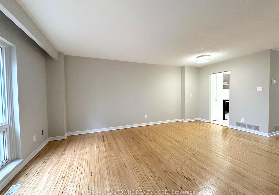 63-havenbrook-boulevard-north-york-ontario-c12894822