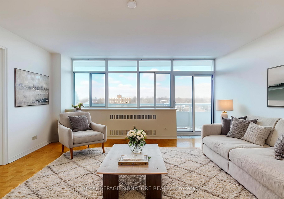 580-christie-street-toronto-ontario-c12895370