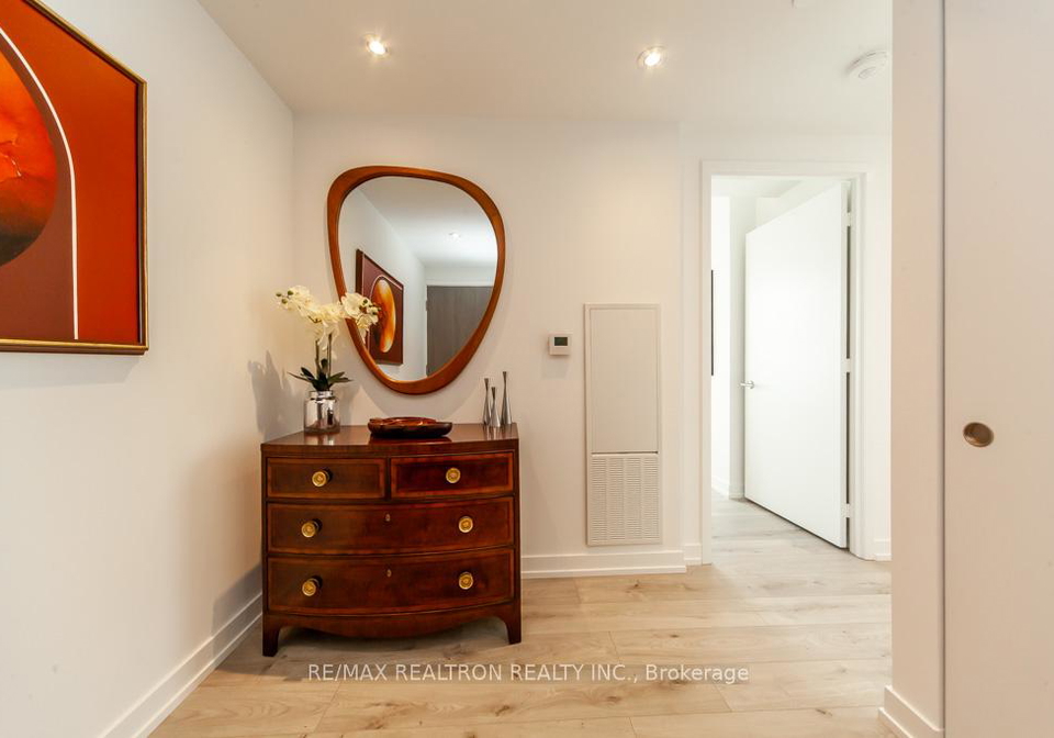 161-roehampton-avenue-toronto-ontario-c12895398