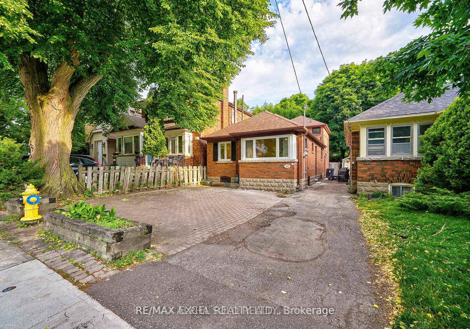 132-glengarry-avenue-toronto-ontario-c12895714