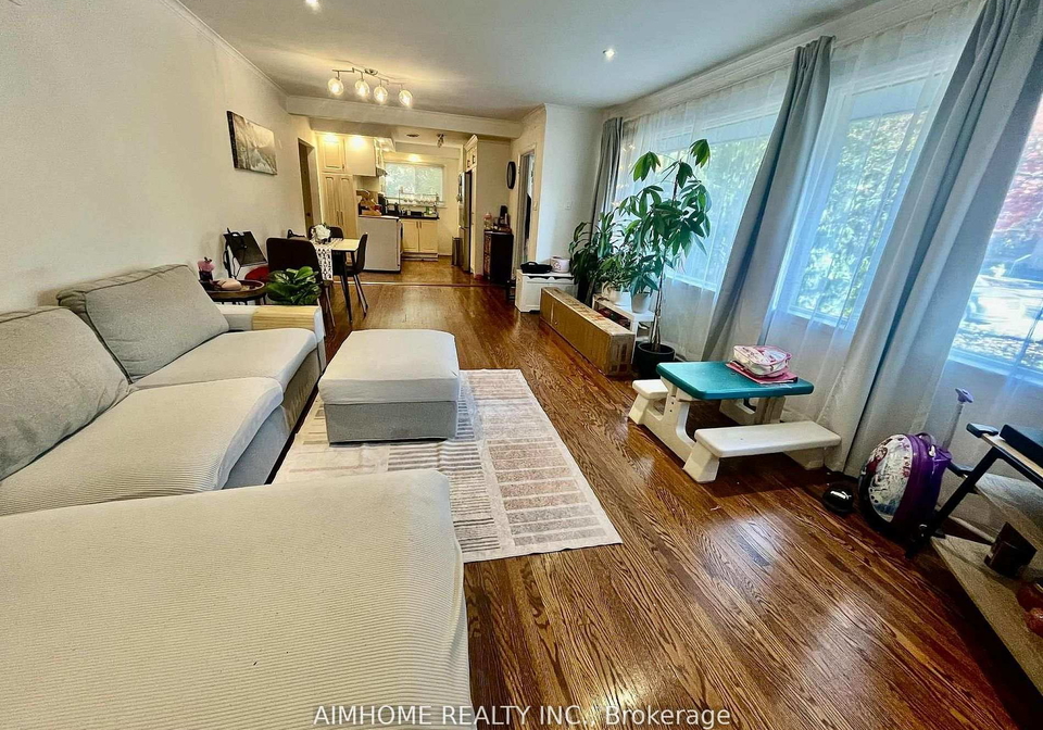 43-plateau-crescent-north-york-ontario-c12895722