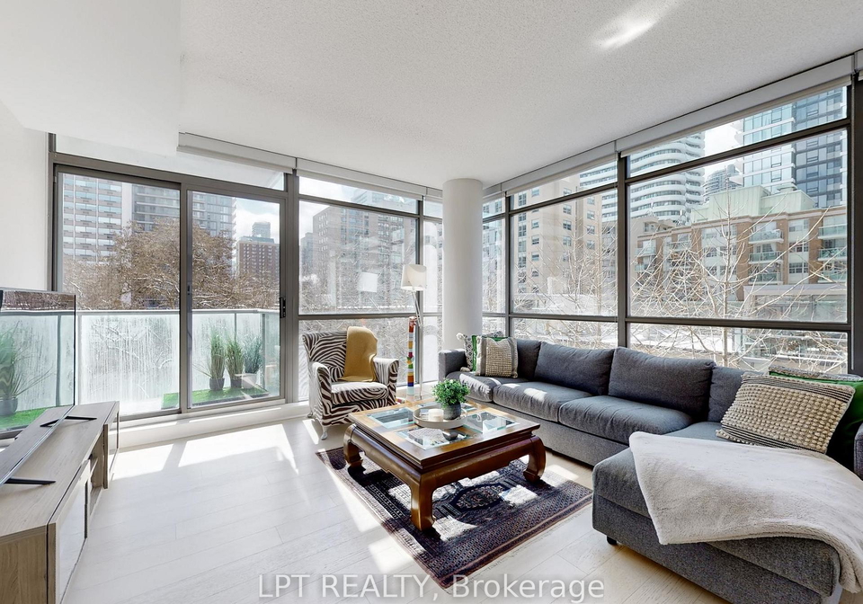281-mutual-street-toronto-ontario-c12895852
