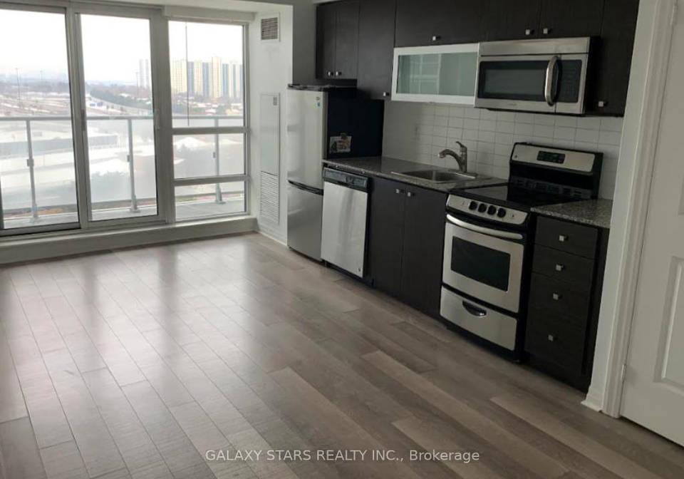 2015-sheppard-avenue-e-north-york-ontario-c12896254