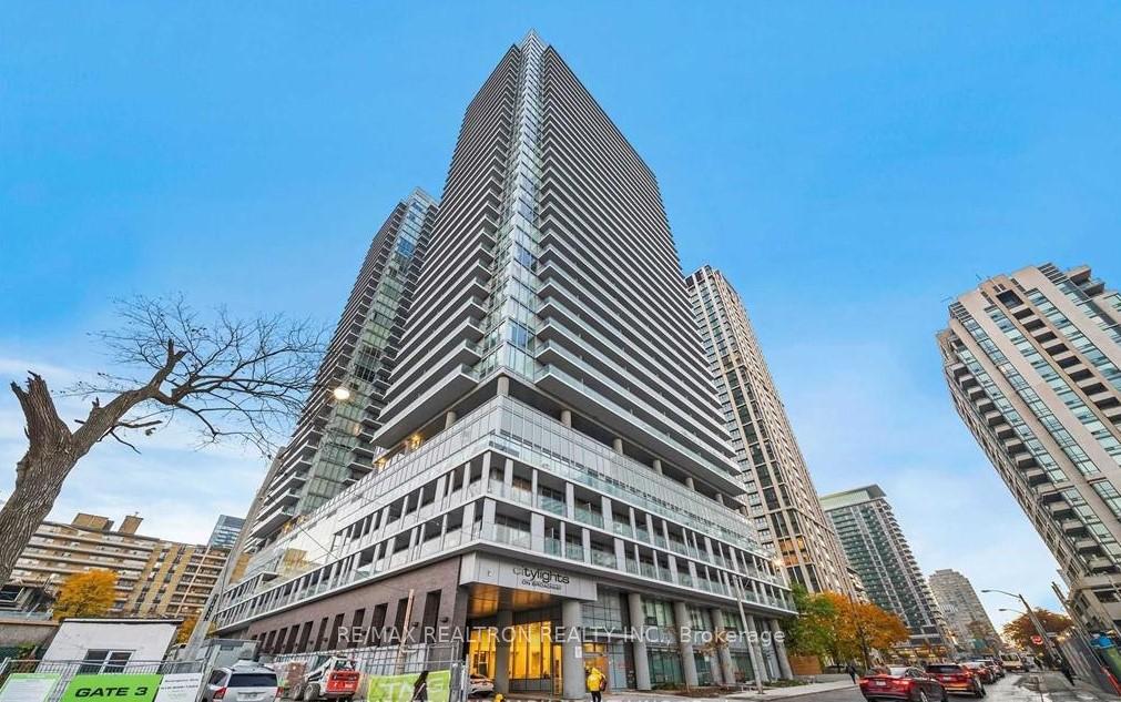 99-broadway-avenue-toronto-ontario-c12896282