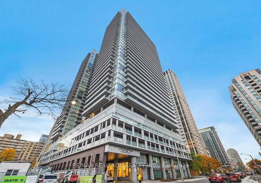 99-broadway-avenue-toronto-ontario-c12896282