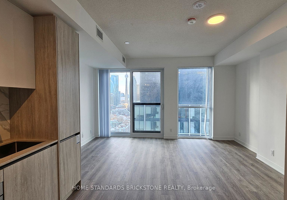 180-front-street-e-toronto-ontario-c12896506
