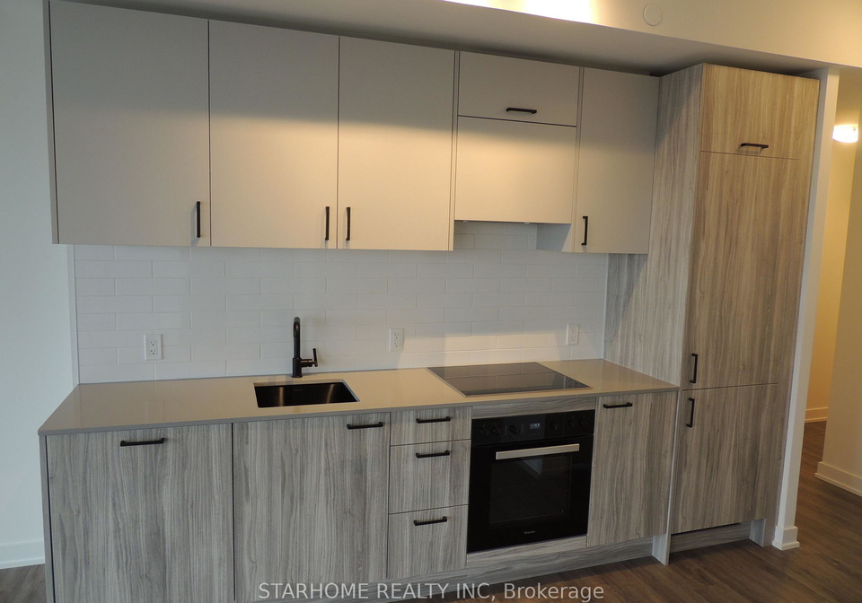 1-quarrington-lane-north-york-ontario-c12896932