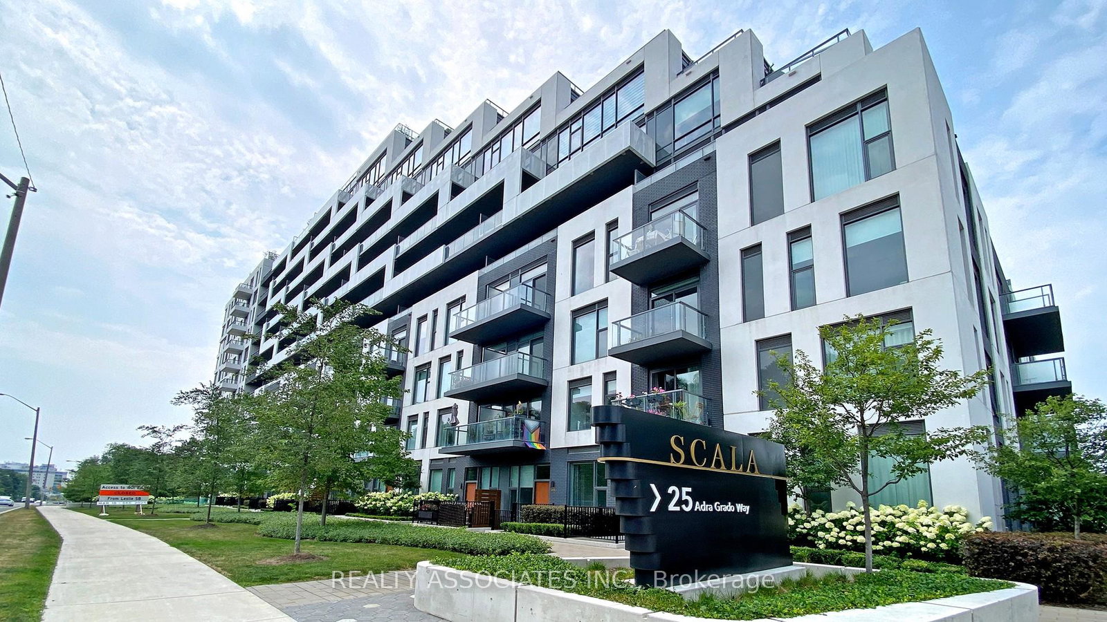 25-adra-grado-way-north-york-ontario-c12897080