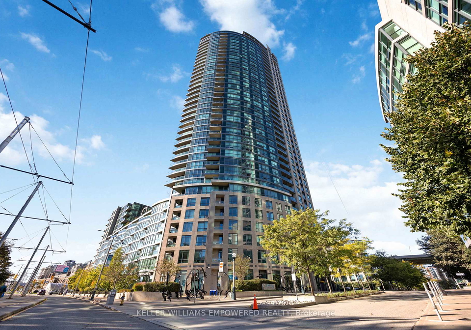 219-fort-york-boulevard-toronto-ontario-c12897152