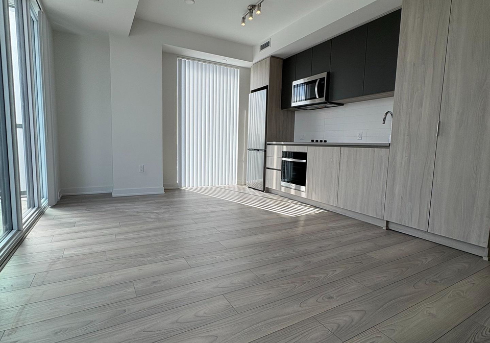 5858-yonge-street-toronto-ontario-c12897582