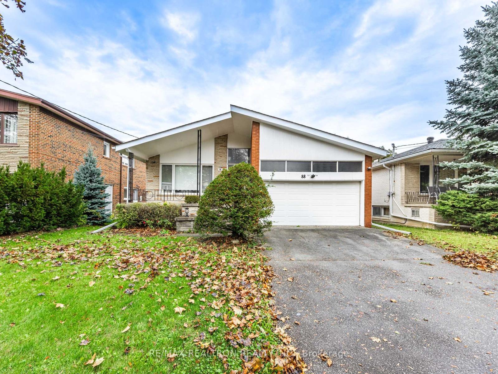 88-rockford-road-toronto-ontario-c12897710