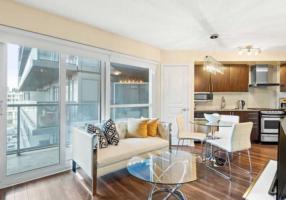 352-front-street-w-toronto-ontario-c12897844