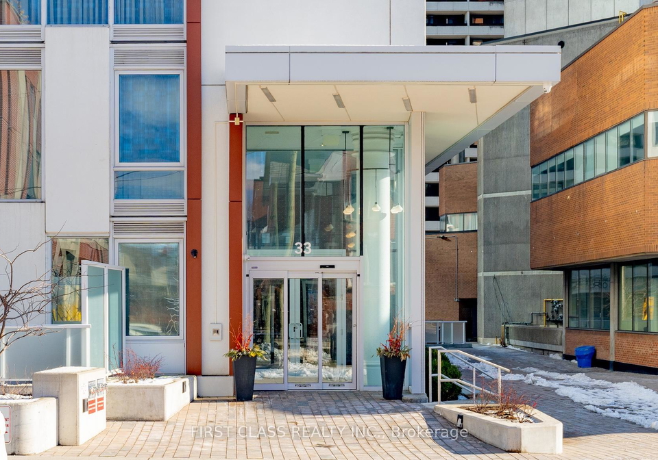 33-helendale-avenue-toronto-ontario-c12897884