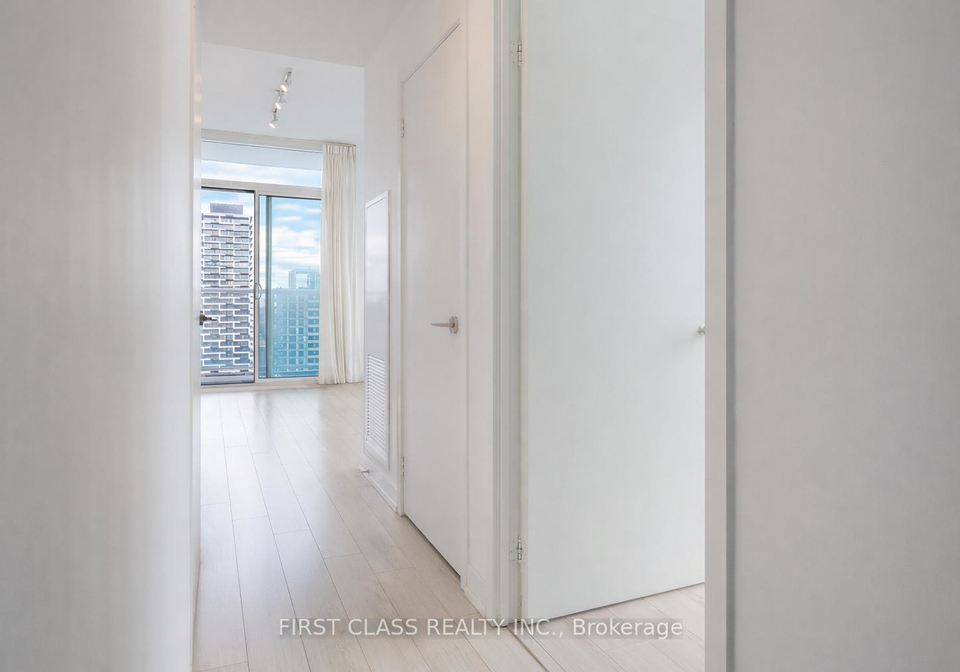 33-helendale-avenue-toronto-ontario-c12897884