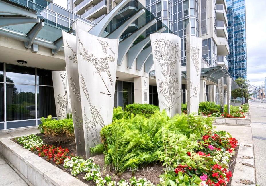 5791-yonge-street-north-york-ontario-c12897894