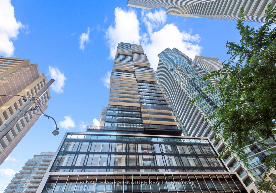 55-charles-street-toronto-ontario-c12897918