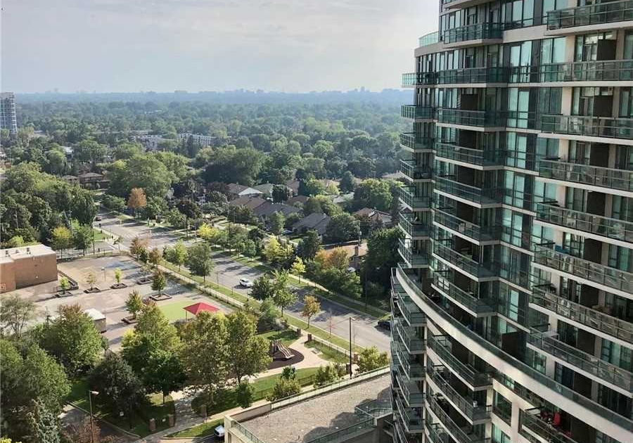 7-lorraine-drive-toronto-ontario-c12897968