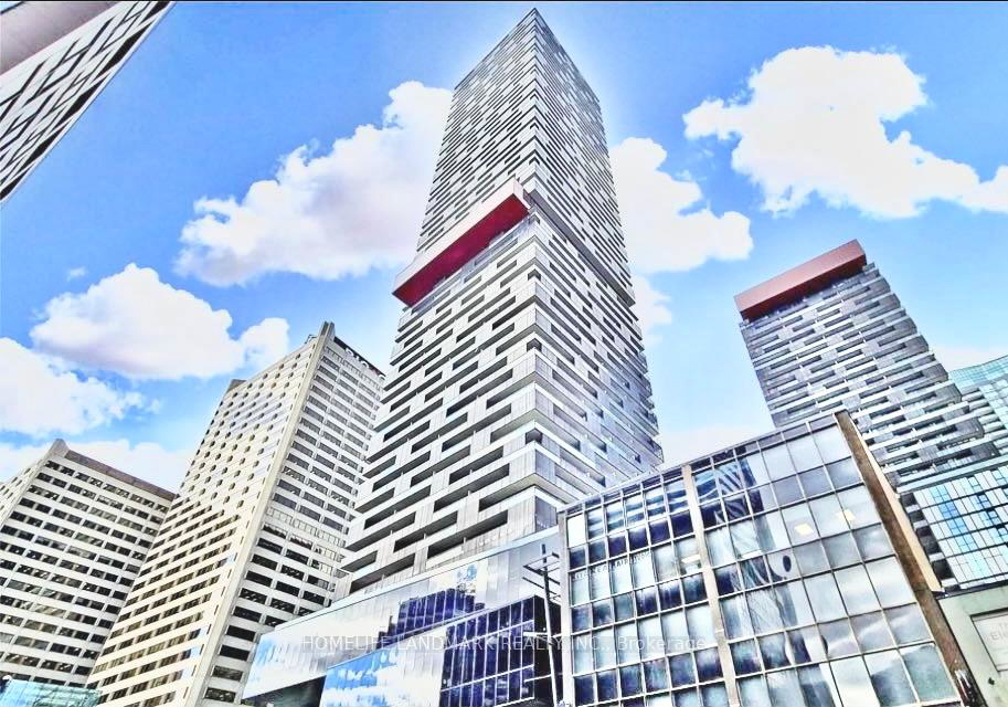 8-eglinton-avenue-e-toronto-ontario-c12897990