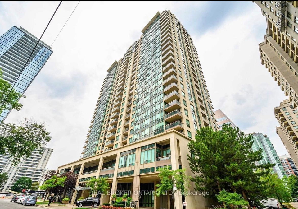 18-parkview-avenue-north-york-ontario-c12898060
