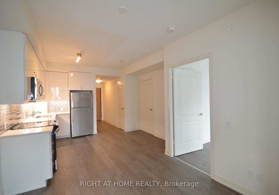 4955-yonge-street-north-york-ontario-c12898174
