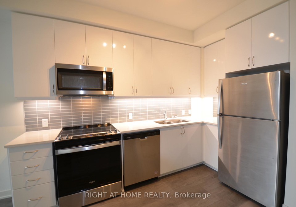 4955-yonge-street-north-york-ontario-c12898174