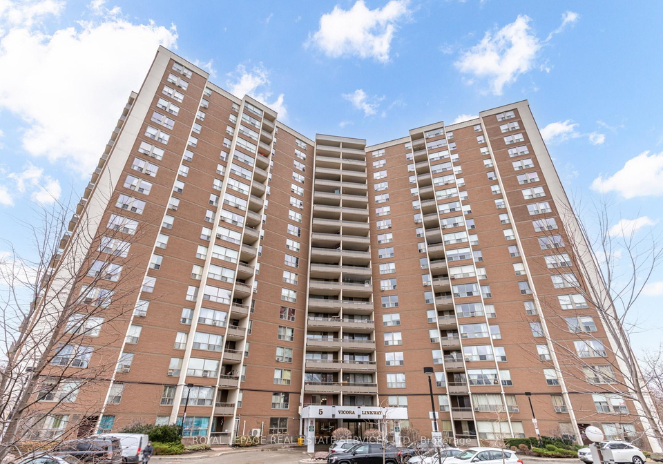 5-vicora-linkway-east-york-ontario-c12898728