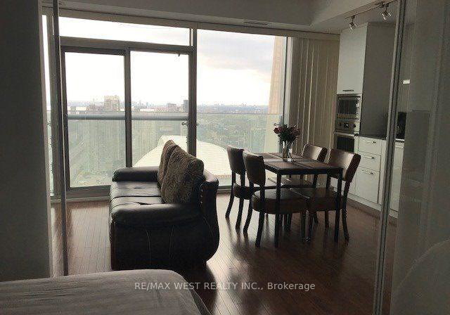 14-york-street-toronto-ontario-c12898858