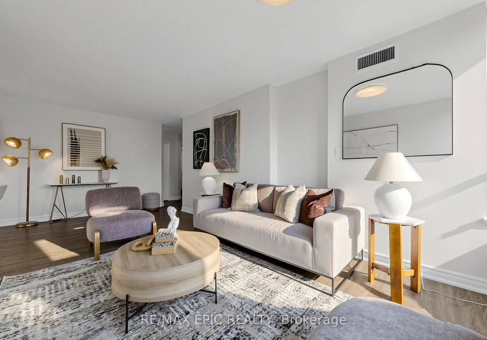7-bishop-avenue-north-york-ontario-c12899160