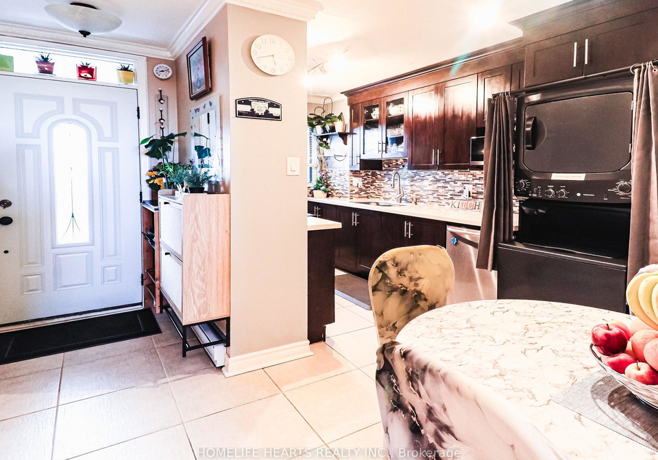 140-leeward-glenway-east-york-ontario-c12899432