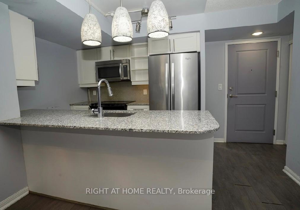 35-bastion-street-toronto-ontario-c12899882