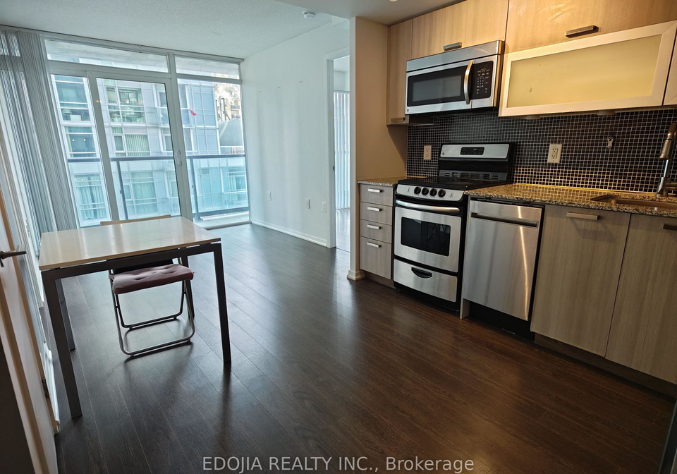36-lisgar-street-toronto-ontario-c12899948