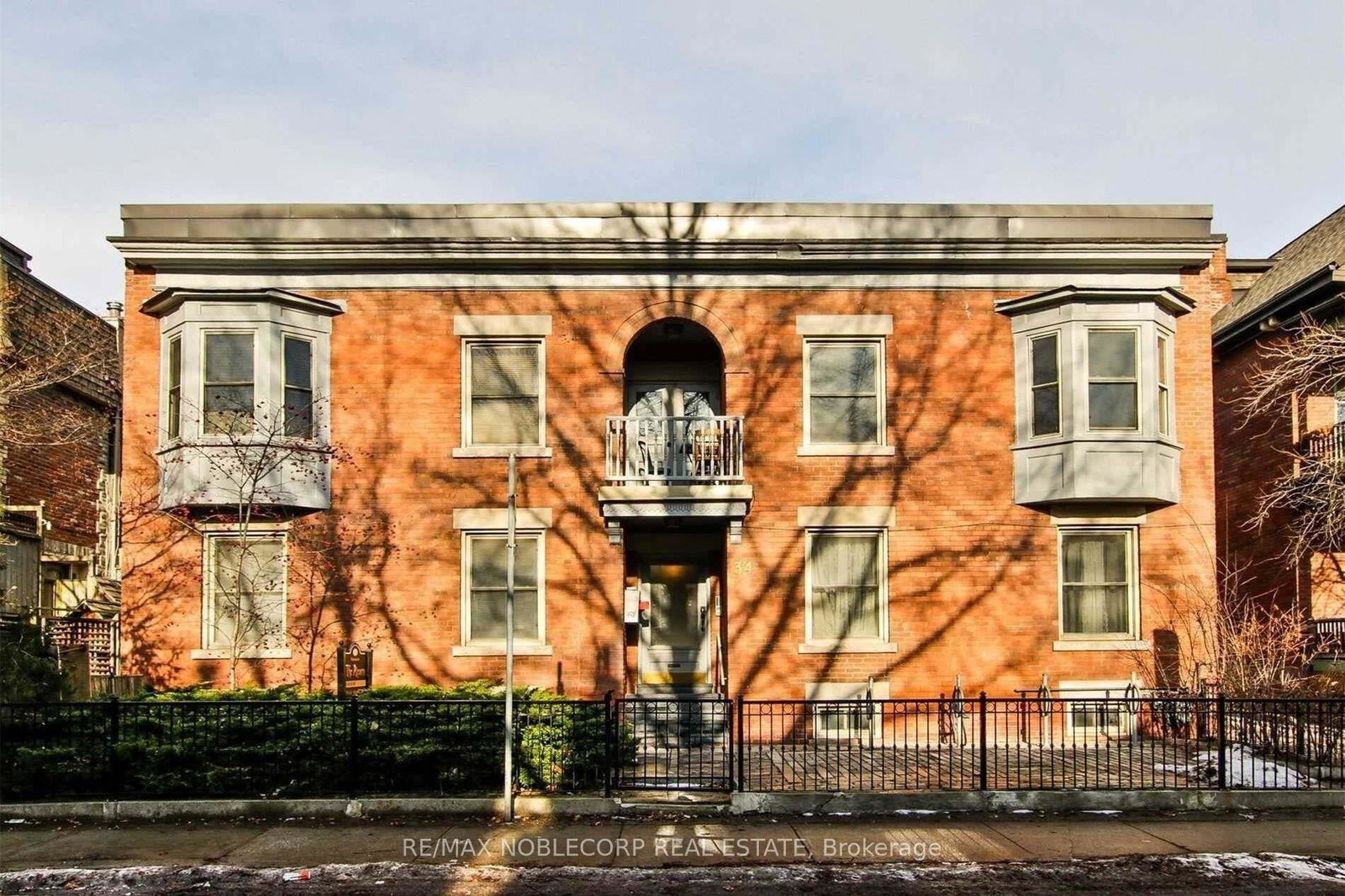 3winchester-street-toronto-ontario-c12900004