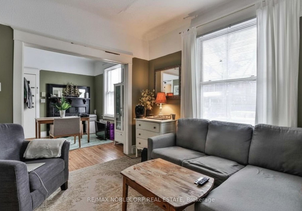 3winchester-street-toronto-ontario-c12900004