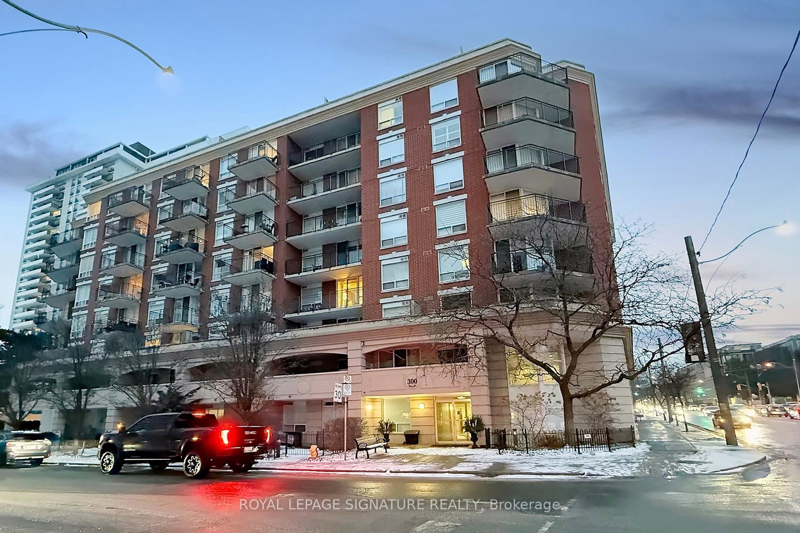 300-balliol-street-toronto-ontario-c12900046