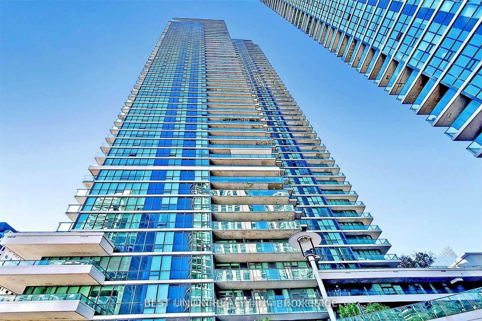 33-bay-street-toronto-ontario-c12900218