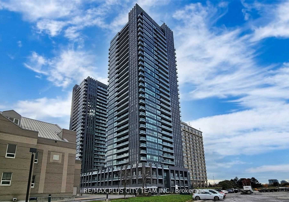 6-sonic-way-east-york-ontario-c12900332