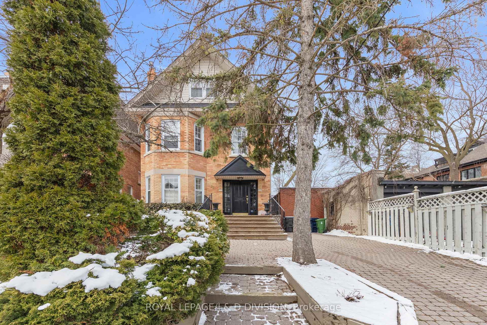 62-alvin-avenue-toronto-ontario-c12900338