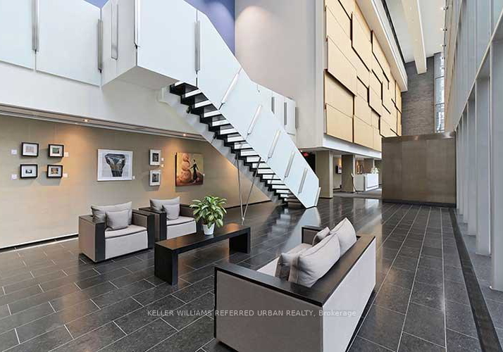 33-charles-street-e-toronto-ontario-c12900524
