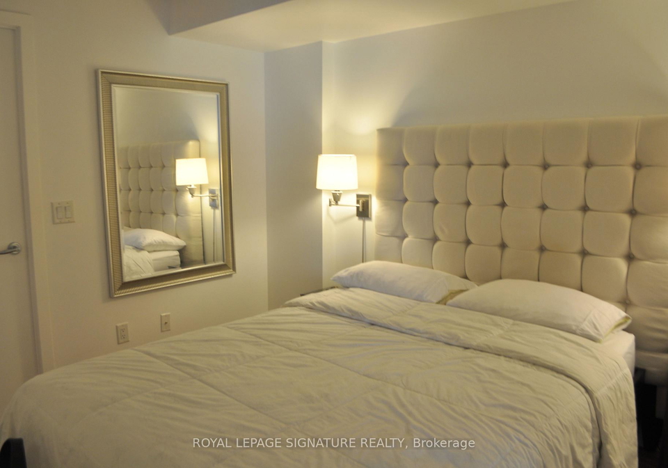 8-york-street-toronto-ontario-c12900668
